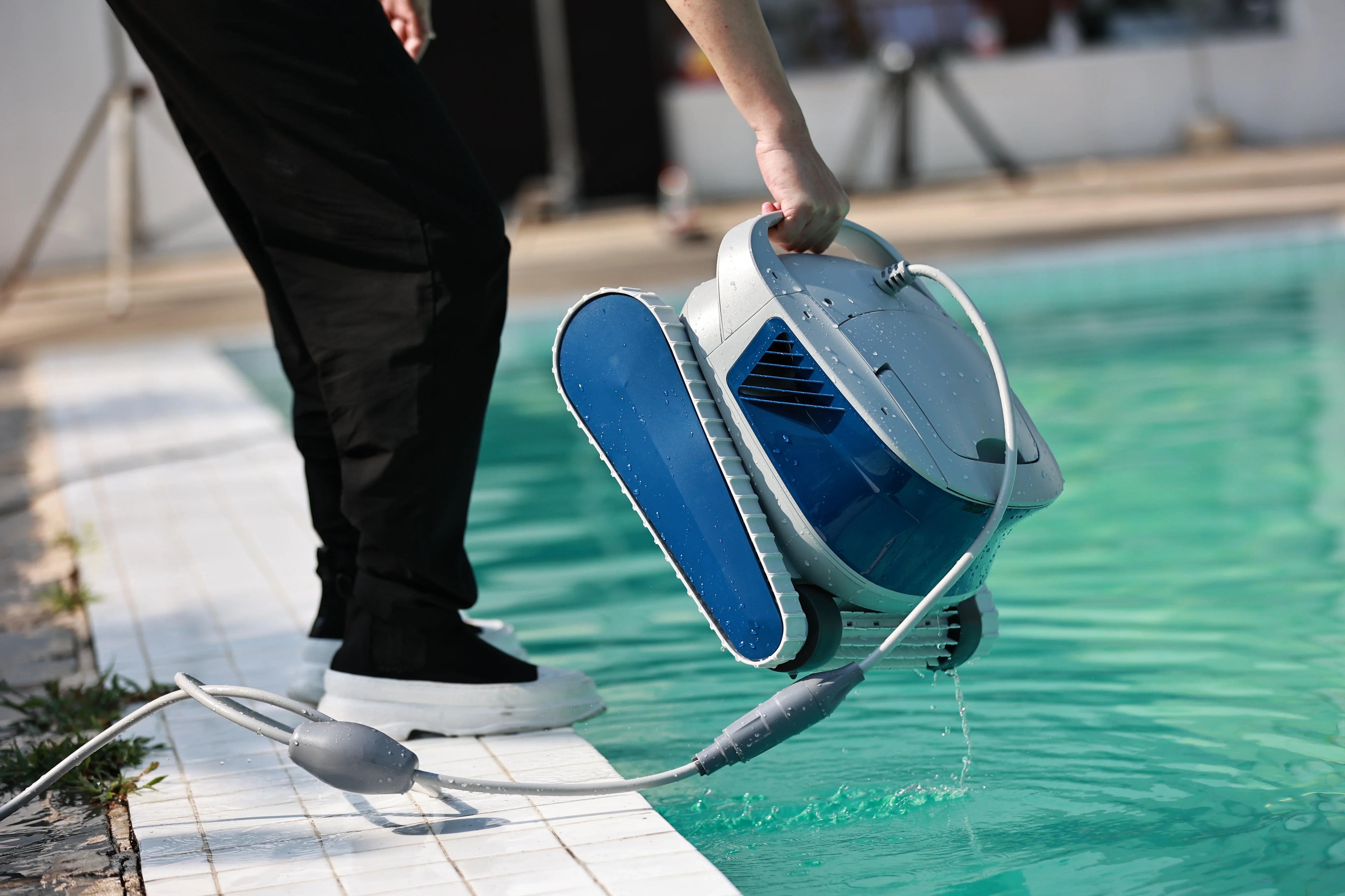 PoolMate DTC Pro Robotic Pool Cleaner
