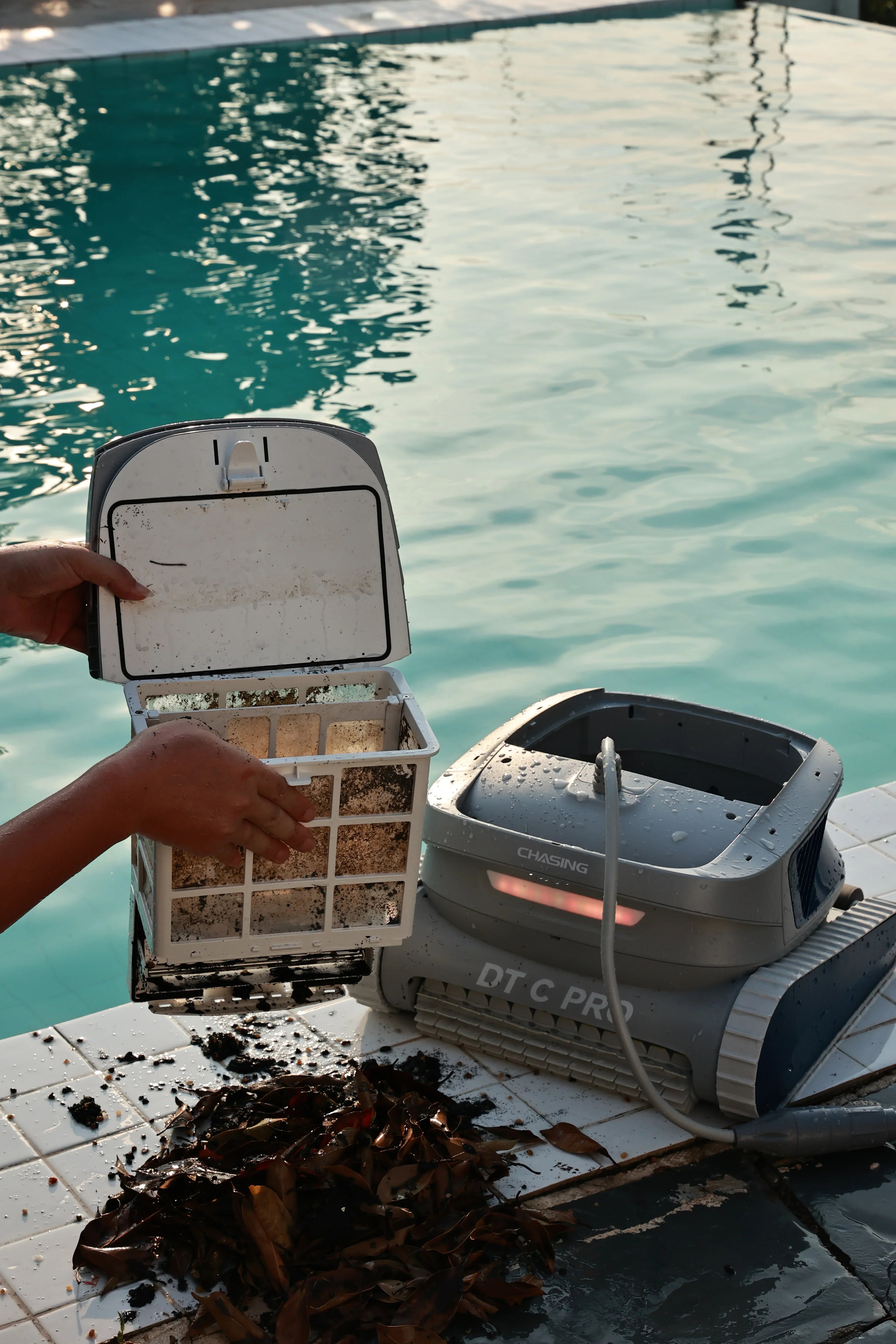 PoolMate DTC Pro Robotic Pool Cleaner