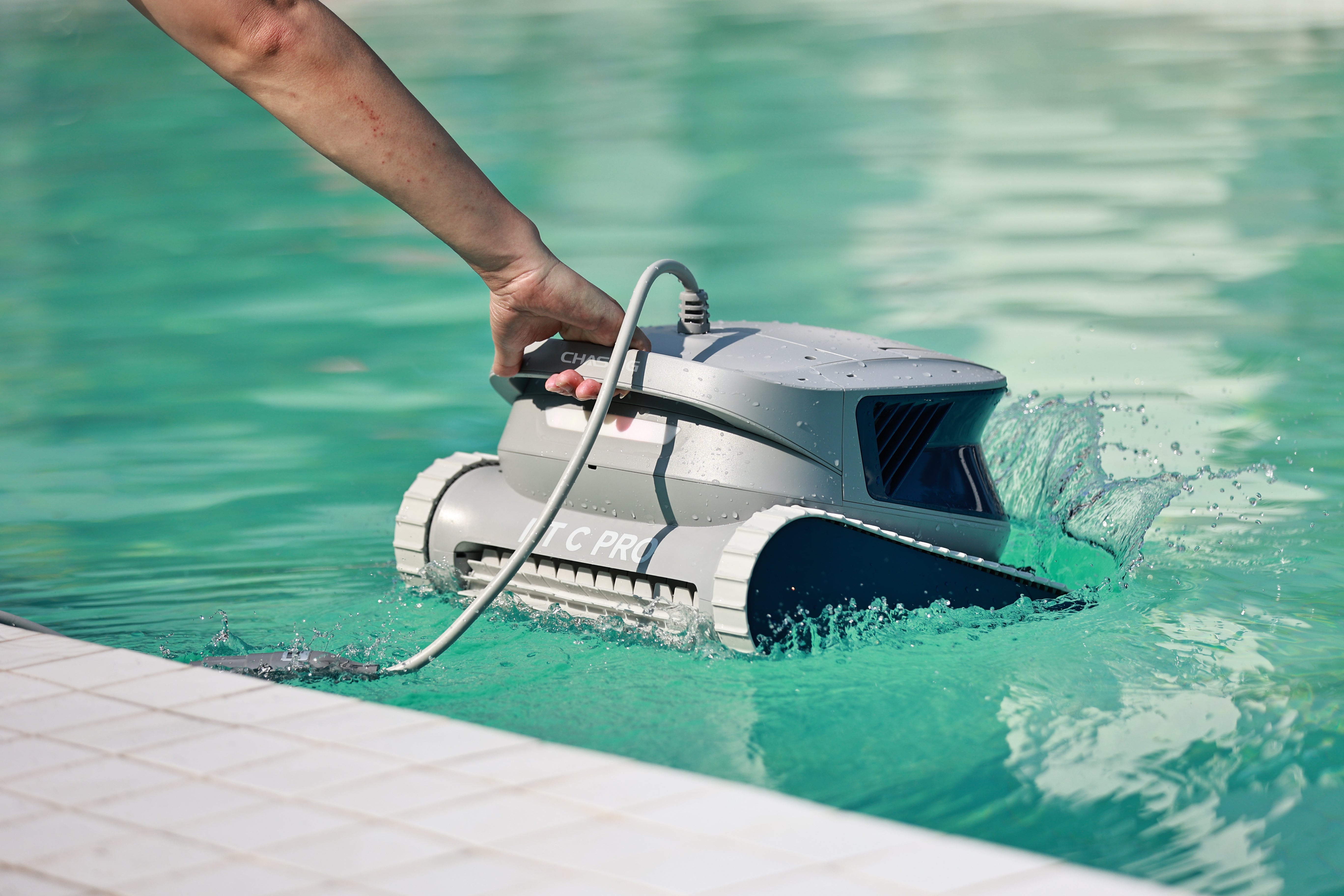 PoolMate DTC Pro Robotic Pool Cleaner