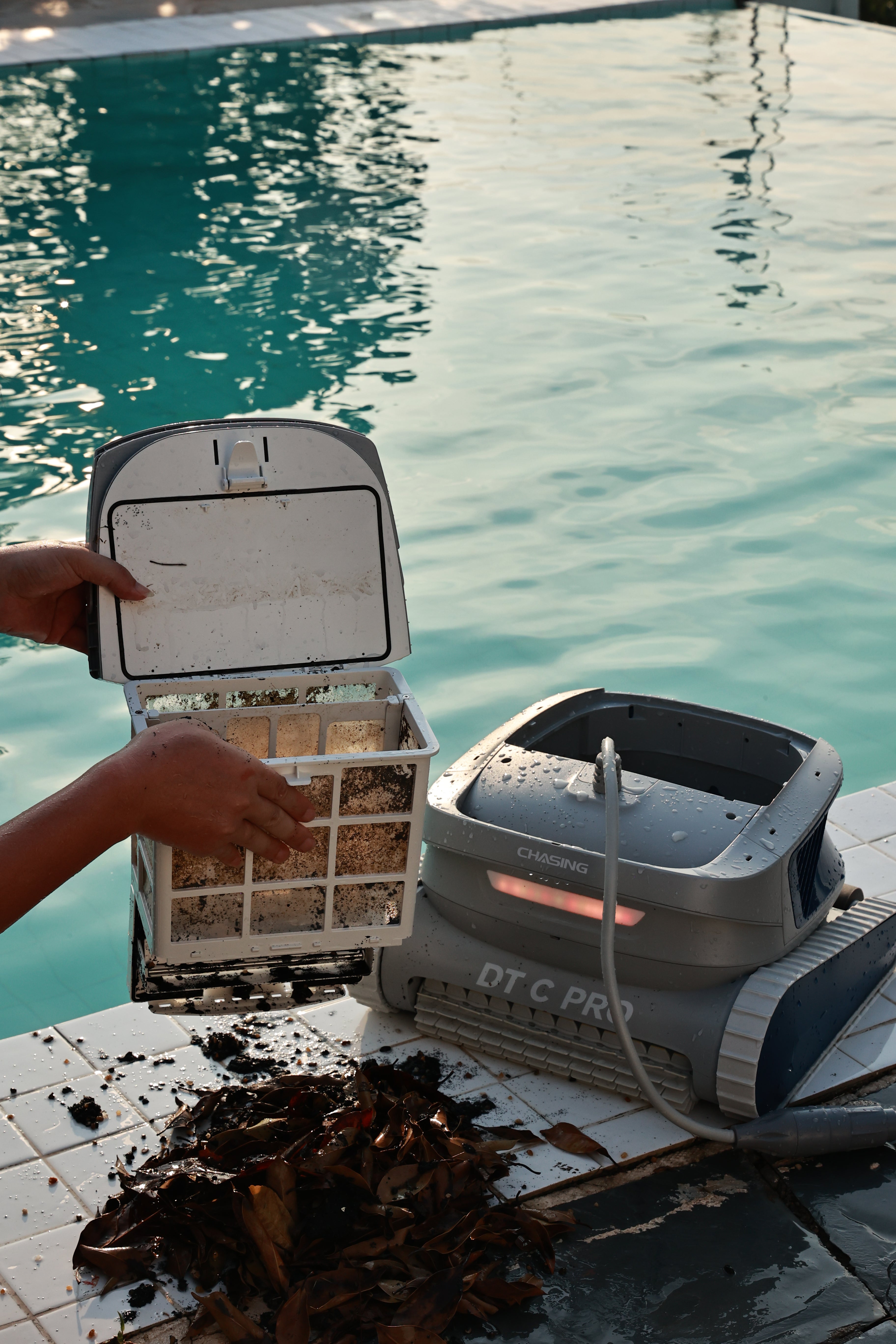 PoolMate DTC Pro Robotic Pool Cleaner